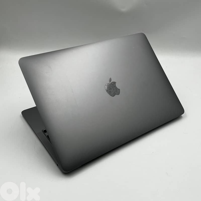5808-Used Laptop Apple Macbook  Air 2020 A2337 1