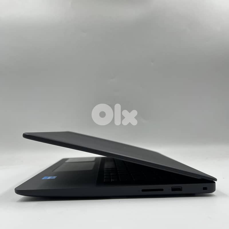 5882- Used Laptop Dell Vostro 3400 11