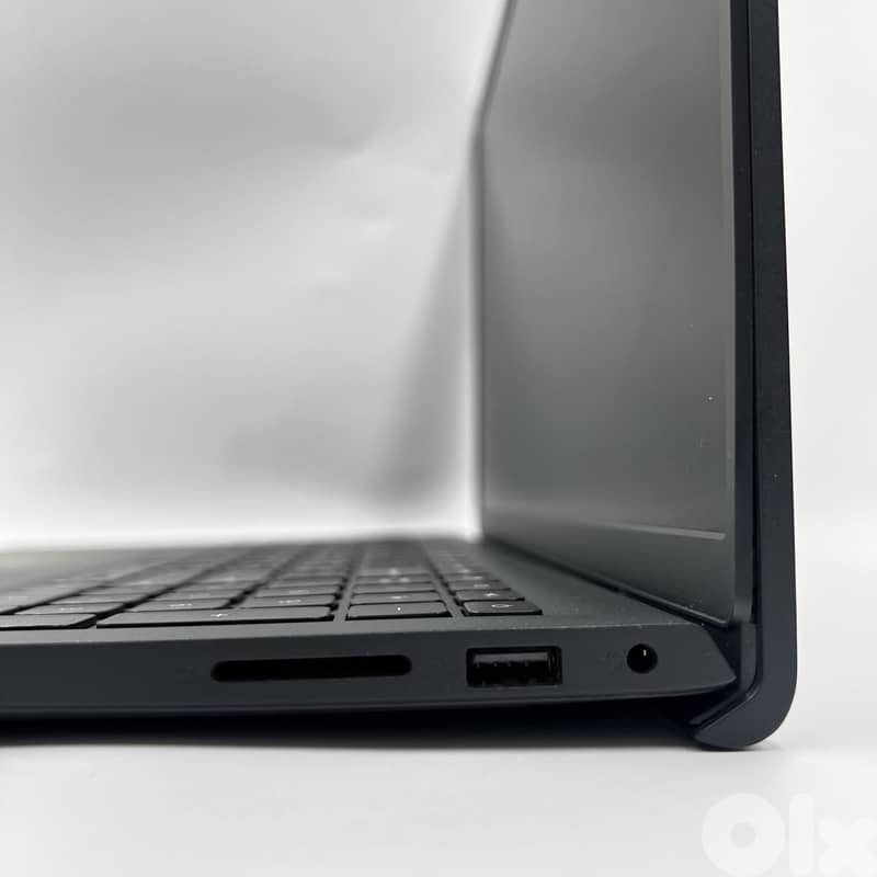 5880- Used Laptop Dell Inspiron 3511 6