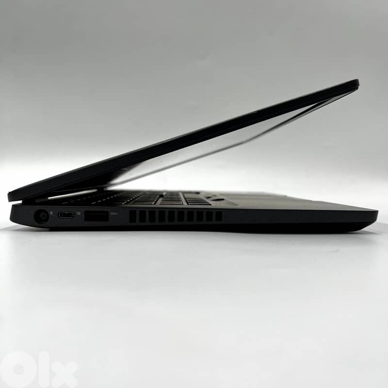 5826- Used Laptop Dell Latitude 5400 8