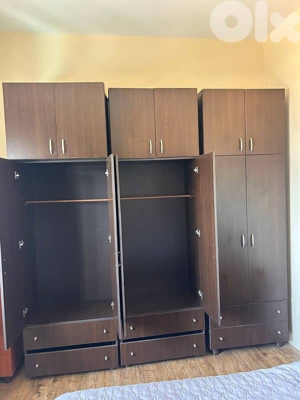 Bedroom Closet 0