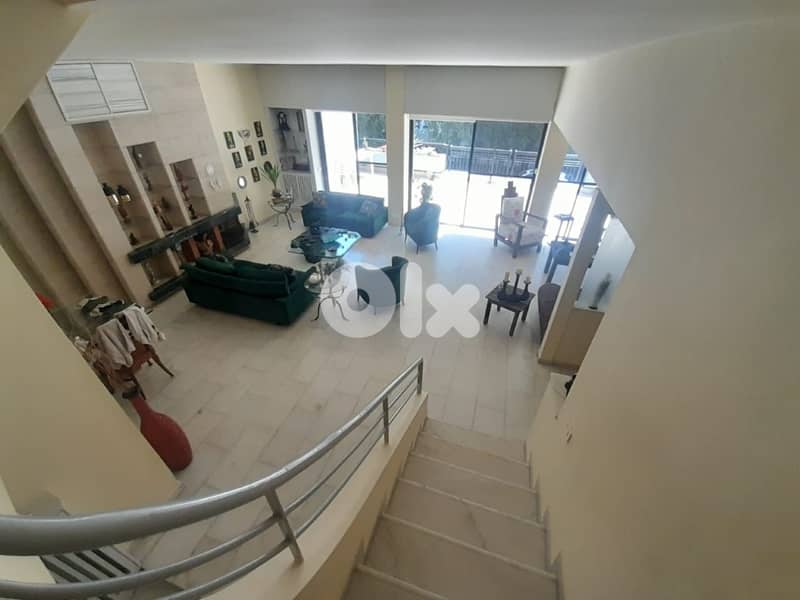 قيلا للبيع في بيت مري Prime location villa for sale in Beit Meri 0