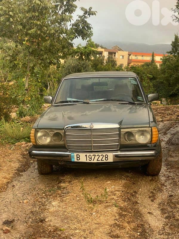 Mercedes-Benz 230 0