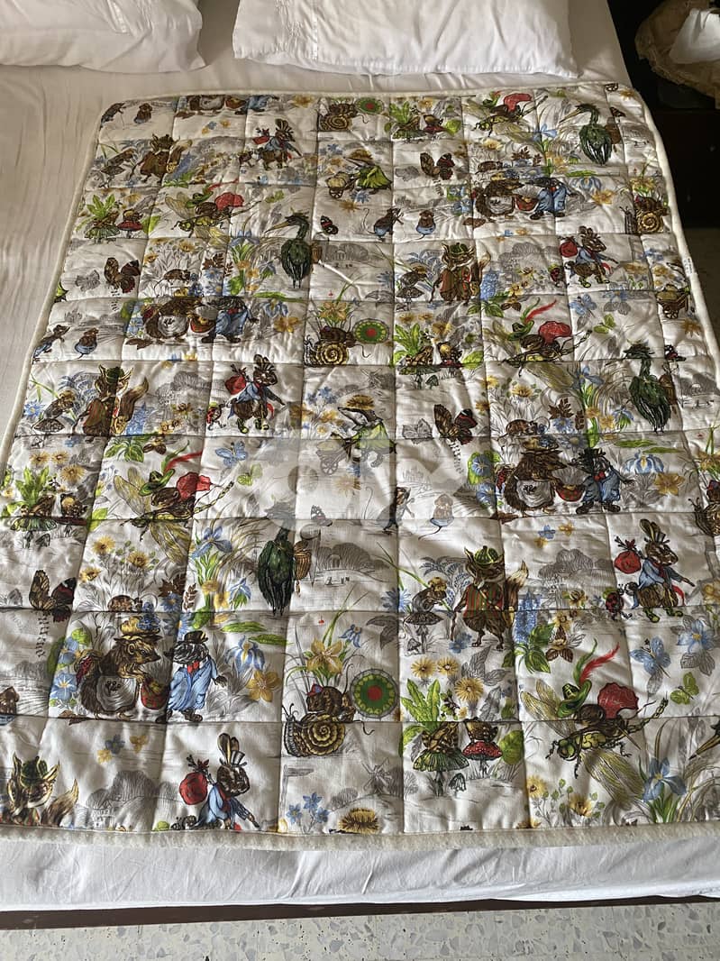 Crib's spread / blanket 0