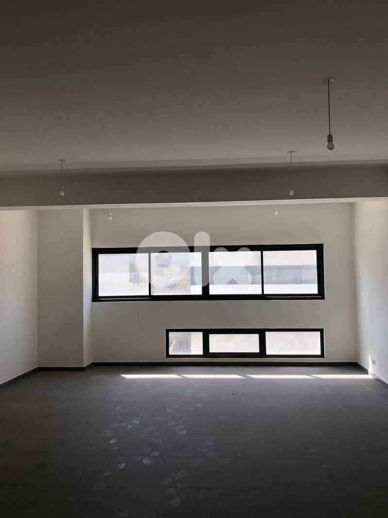 Office for Rent in Hamra 0