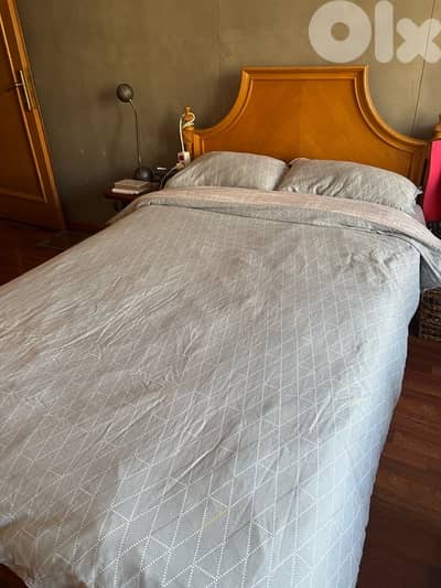 full Oak bedroom for sale