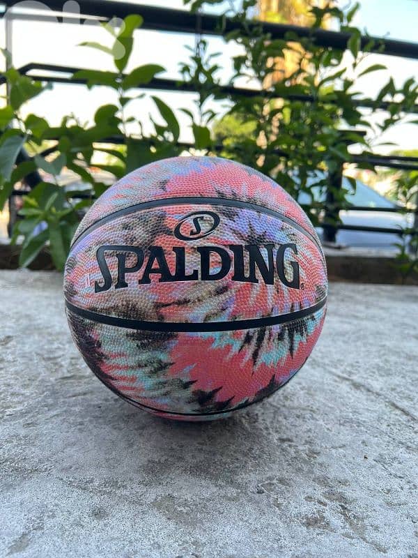 spalding basketball 0