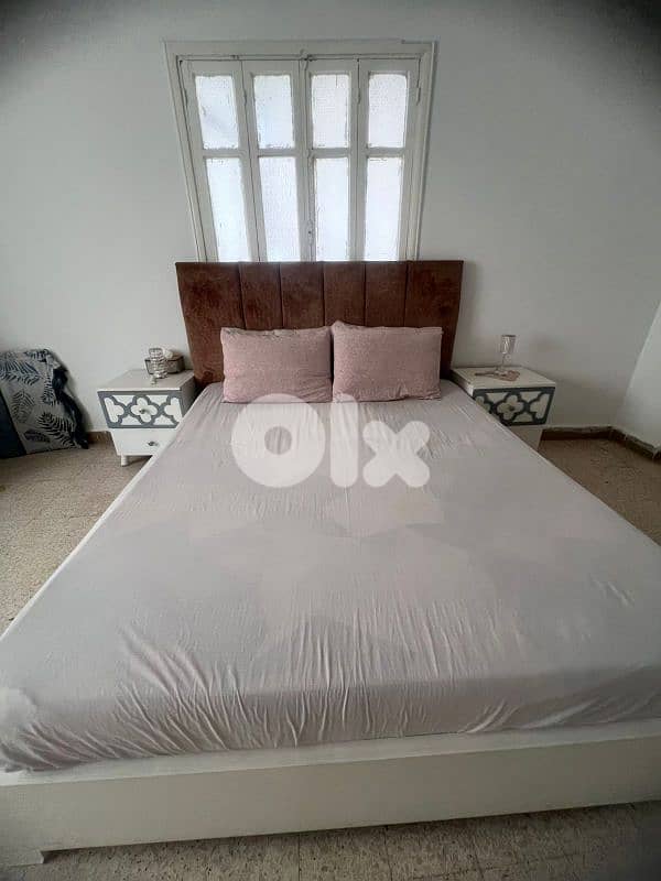 تخت مجوز بحاله جيدا جدان والسعر بس ٧٠$ 0