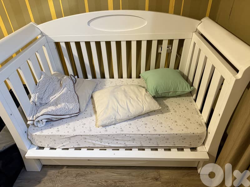 Bay Crib 0
