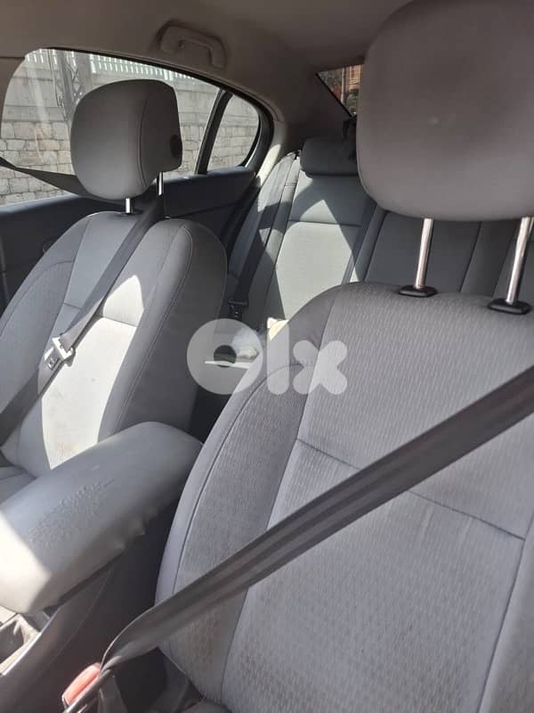 Renault Latitude 2012 0