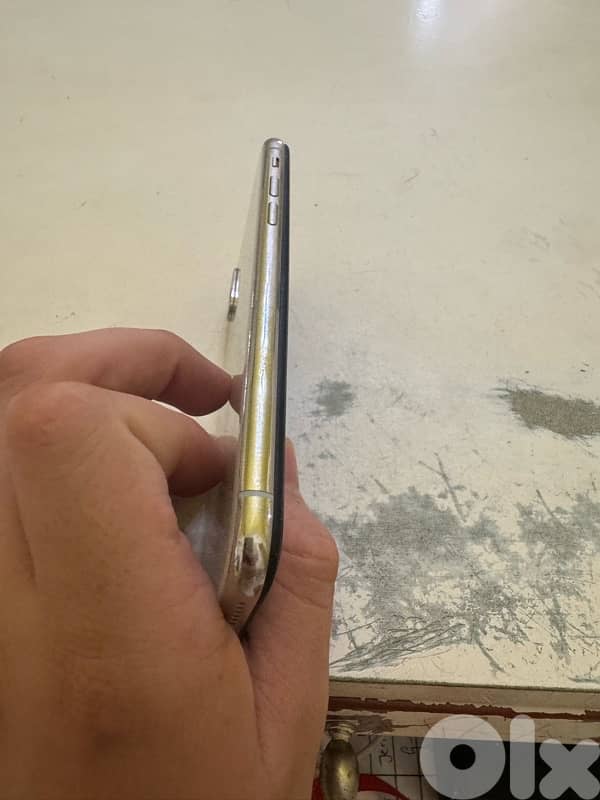 iPhone XS 5