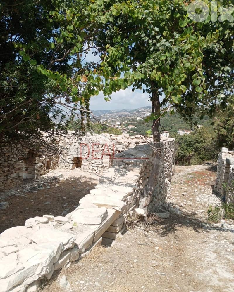 Land for sale in Safra Keserouan عقار للبيع  في الصفرا كسروان 2