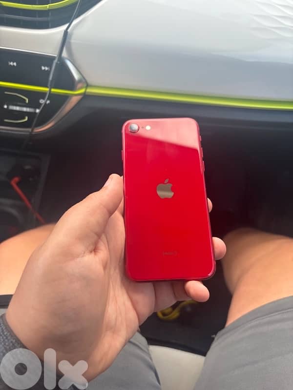 iPhone SE 3 0