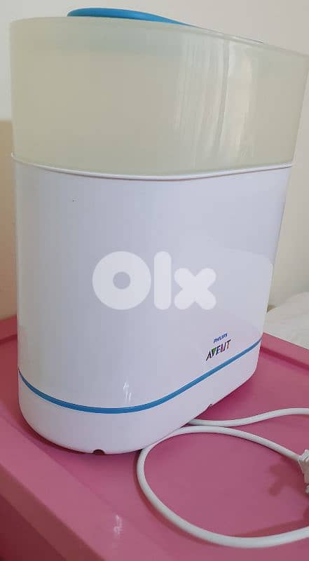 Avent sterilizer 50$ used a little and like new  very  good  condition 2
