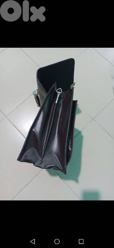 Boss leather bag 2