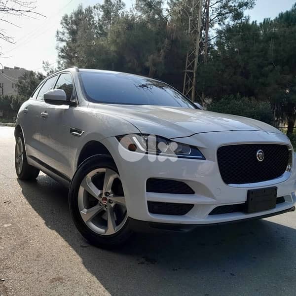 Jaguar F-Pace 2017 0