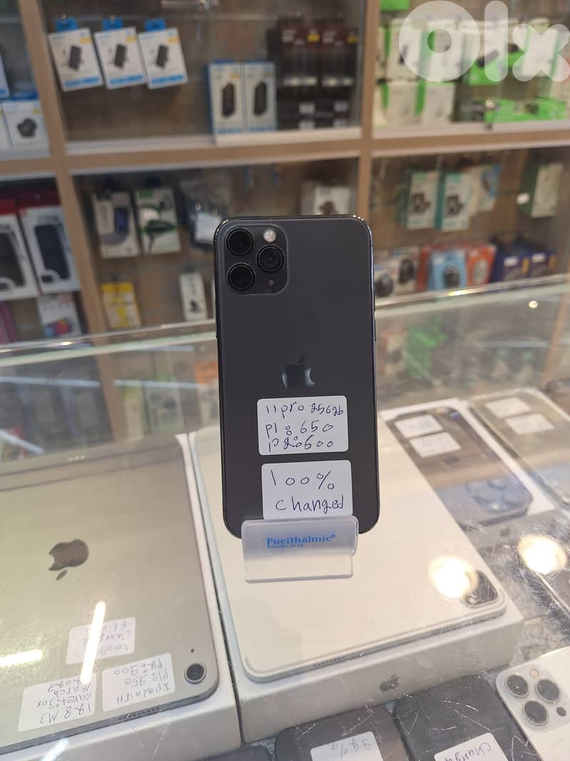 Used 11 pro 256 battery changed Black Used like new 0
