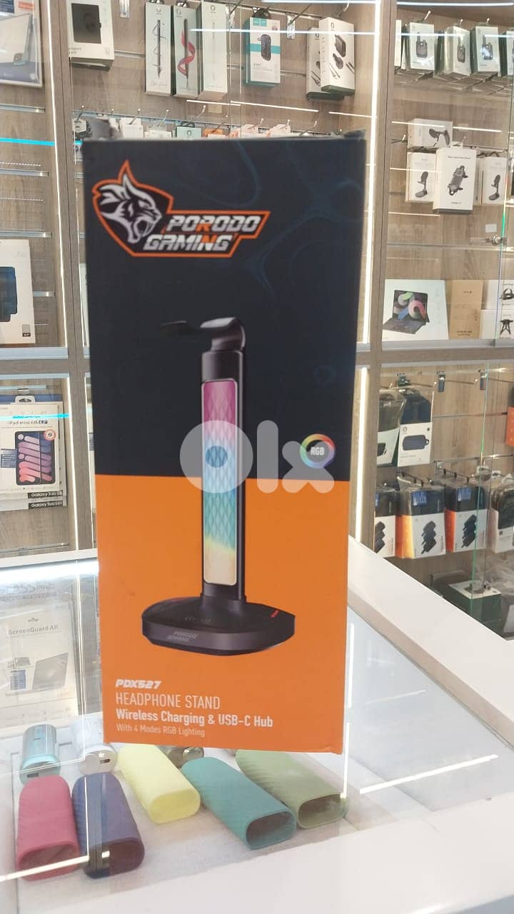 Porodo Gaming Headphone stand wireless charging & usb-c hub with 4 mod 0