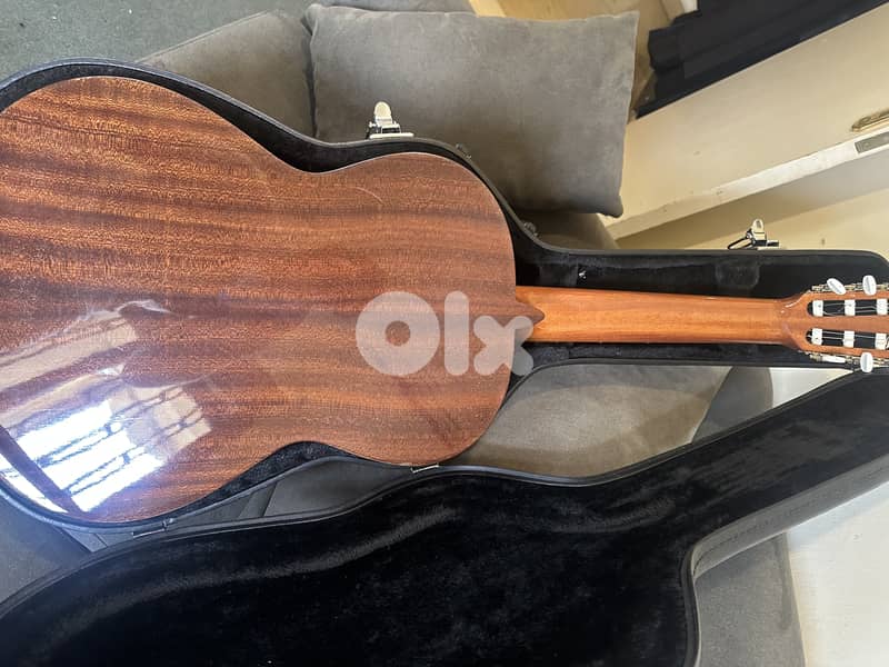 Alhambra classical guitar 2