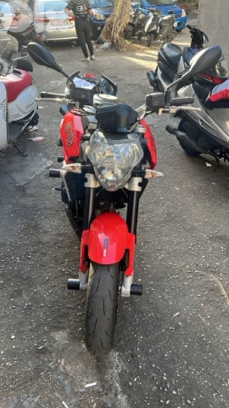Aprilia shivver 750cc 1