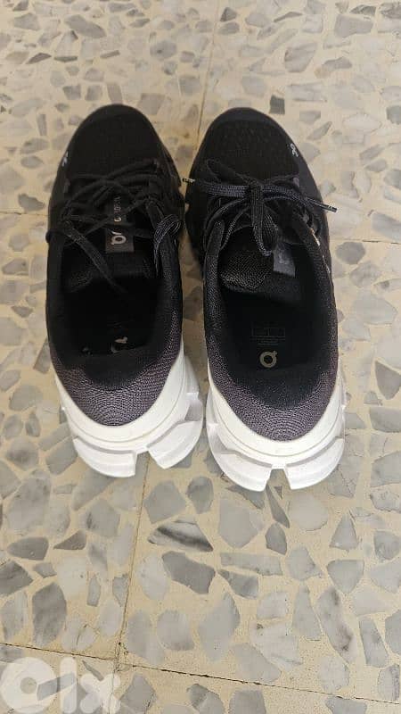 Shoes On cloud 2