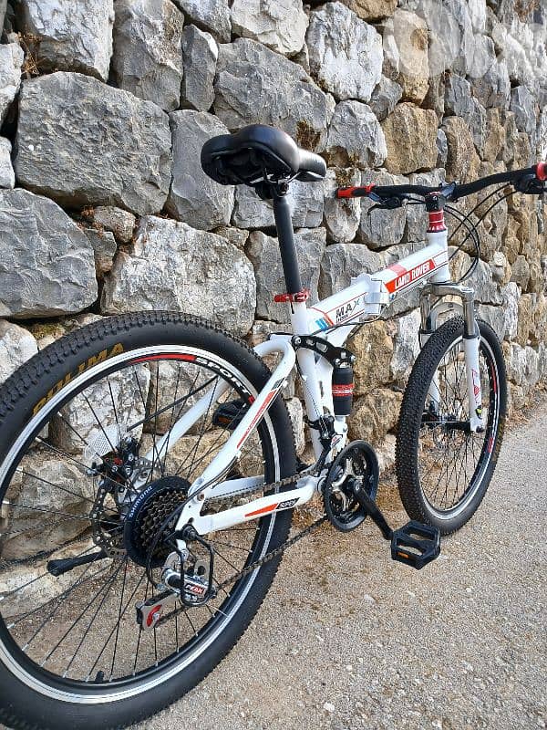 Land Rover bike 2