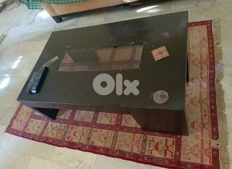 2 Living Room Tables For only 100$! 0