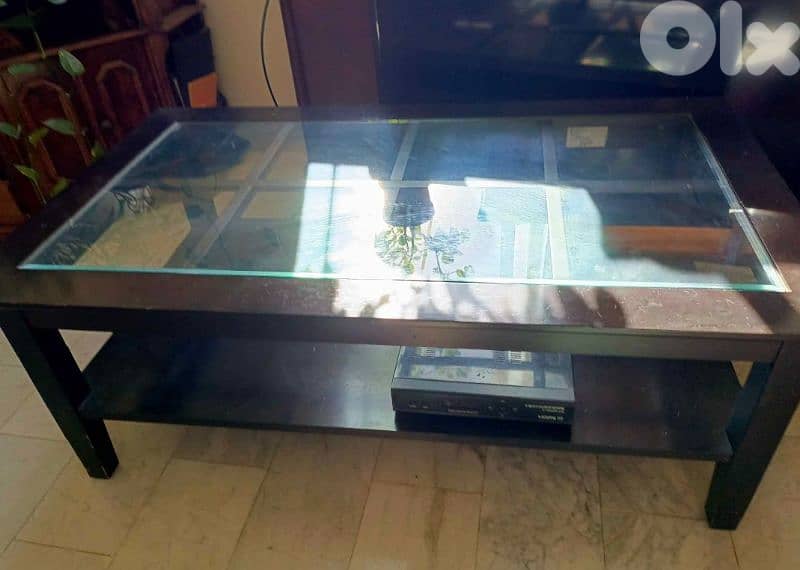 2 Living Room Tables For only 100$! 1