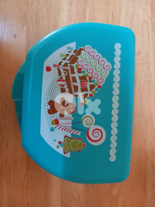 Lunch Box ماركة tupperware 0