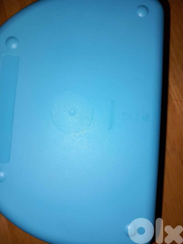 lunch box ماركة Tupperware 2