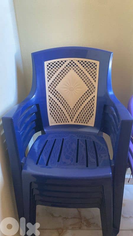chairs 0