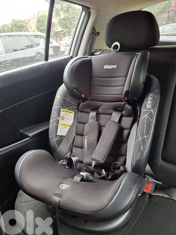 Car seat - excellent condition بداعي السفر 0