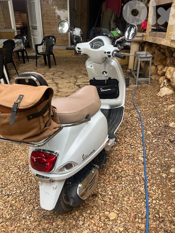 vespa injection like new 1350$ 1