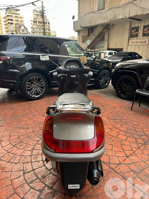 Honda Foresight 250 Se japanese 8