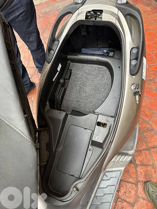 Honda Foresight 250 Se japanese 10