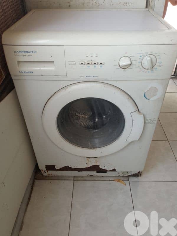 براد وغسالة للبيع سوا 35$ البراد شغال 1