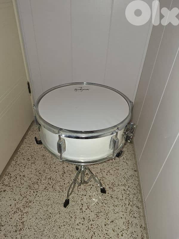 Rockstar 5-piece drum set 4