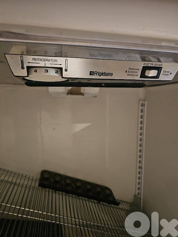 Frigidaire Fridge Excellent Condition 6
