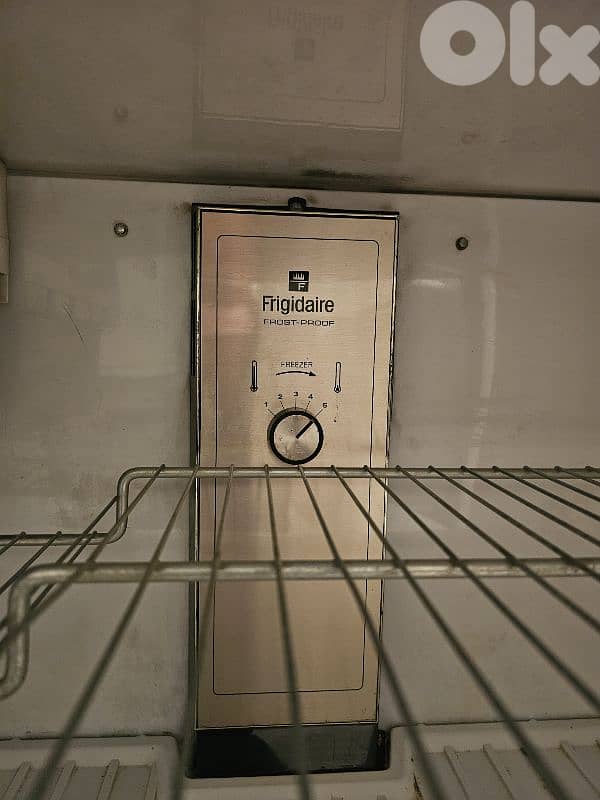 Frigidaire Fridge Excellent Condition 8