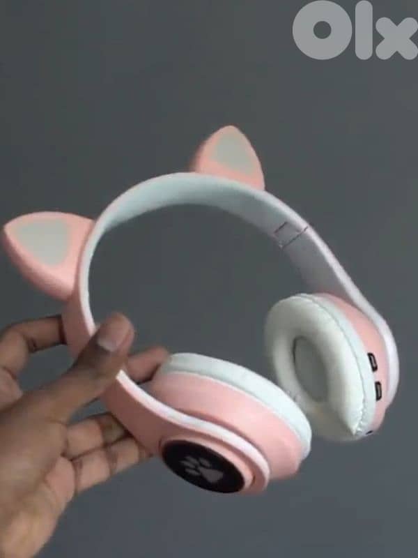 wireless led headphone 0