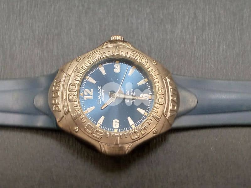 Omax watch scuba 100meters  vintage japanese movement 0