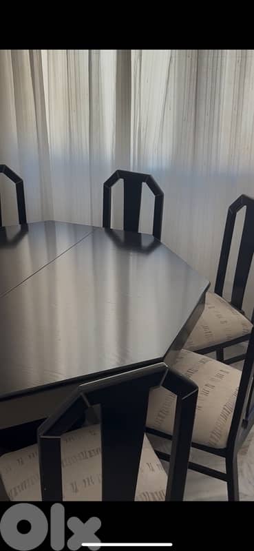 Dining table & chairs 2