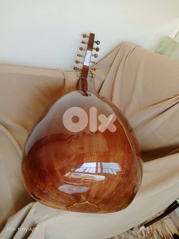 عود مميز بصوت وسعر مميز 10