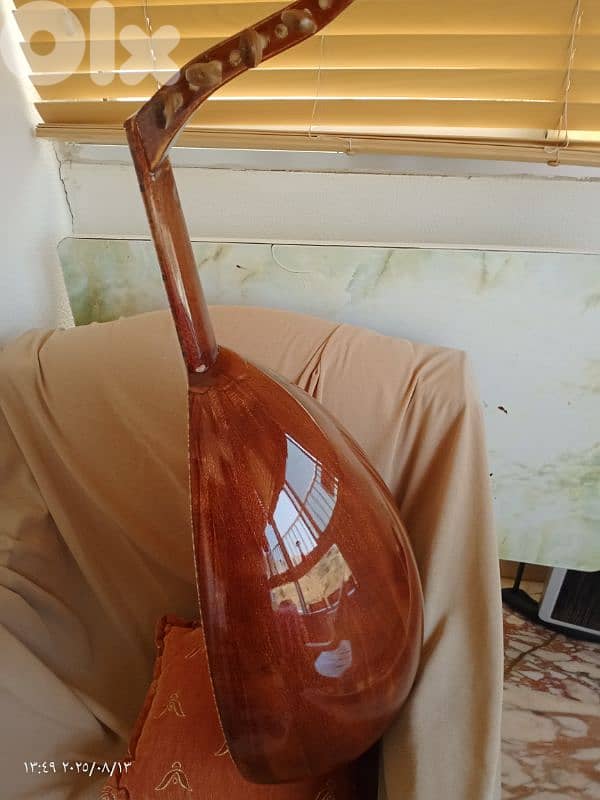 عود مميز بصوت وسعر مميز 13