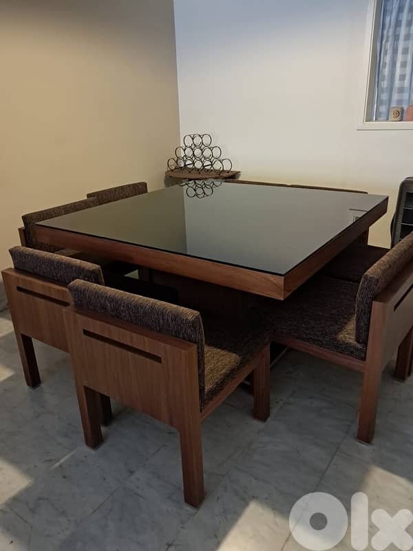 Dining table and chairs 0