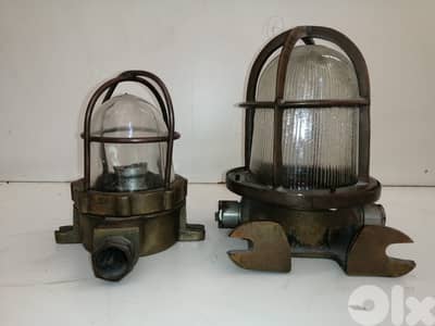 Vintage Marine Brass Solid Nautical Ship Mount Bulkhead Passageway Lig