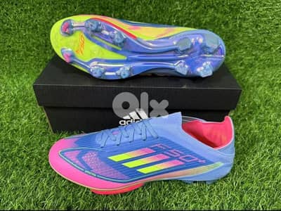 Football shoes highest quality 30% Limited discount