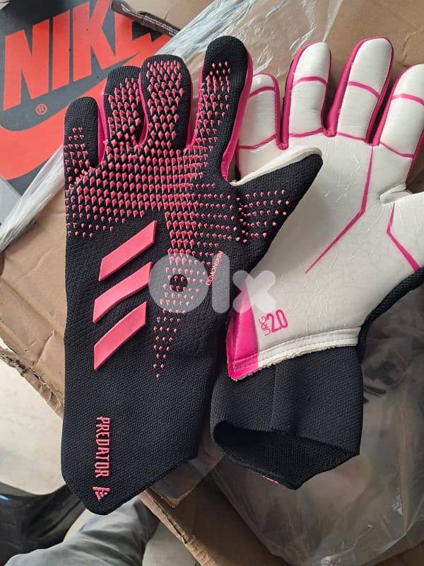 Football gloves and shoes all football accessories 0