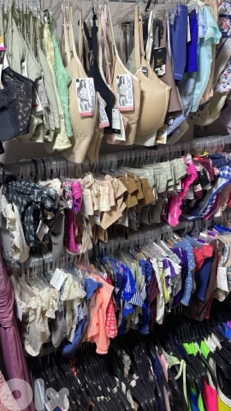 للبيع ستوك اميركي ثياب جديدة outlet استيراد اميركا 0