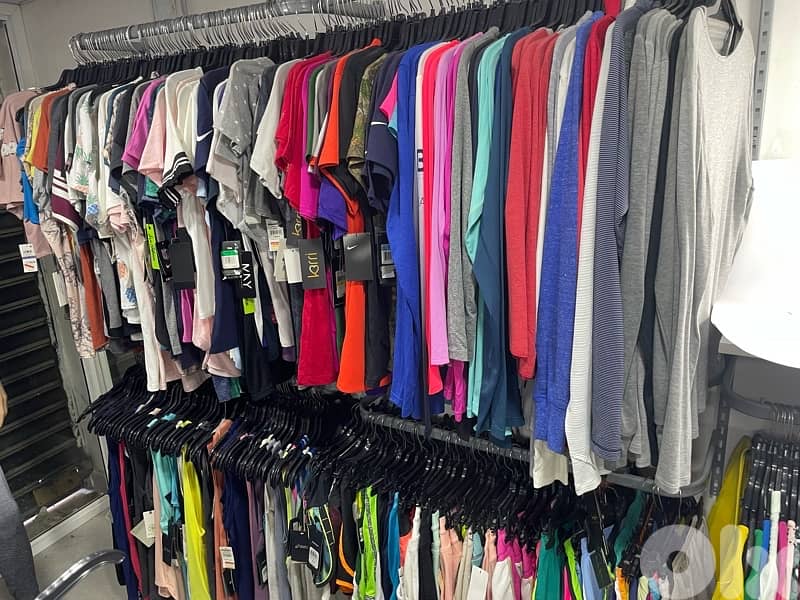 للبيع ستوك اميركي ثياب جديدة outlet استيراد اميركا 10